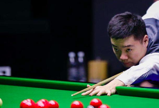 领球队打出 领球队打出