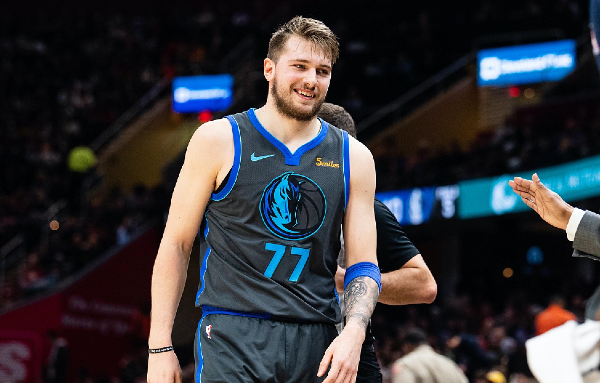 规赛中期回 规赛中期回