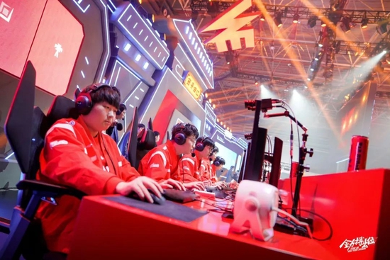 杜兰特数据小幅下滑也无碍，火箭队智慧安排促进战绩提升